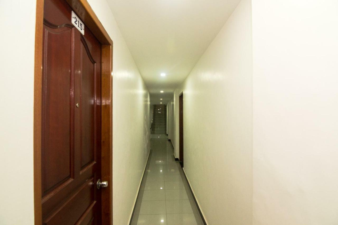 Oyo 1223 Hotel Bahari Batam Exterior foto